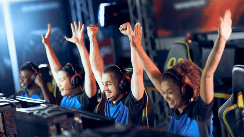 Qué factores debo tener en cuenta al investigar un club de esports para invertir